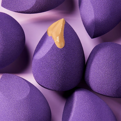 Keys Soulcare Natural Beauty Makeup Blending Sponge, Gentle + Angled for Precise Application, Blends Creams, Liquids & Powders, Vegan, Cruelty Free